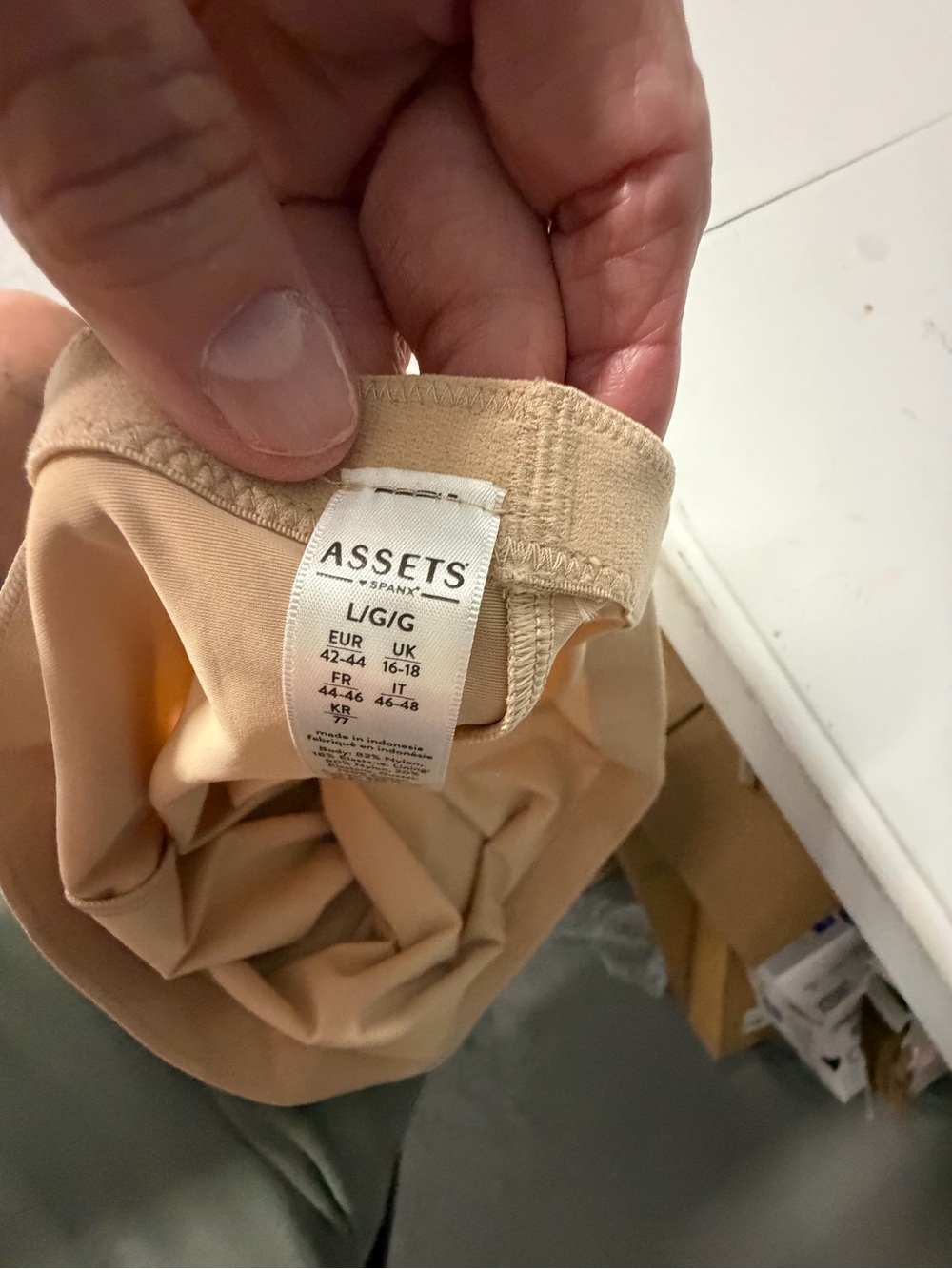 SPANX shaping girls short, beige new with tags size large. Assets by Spanx. - Picture 3 of 5